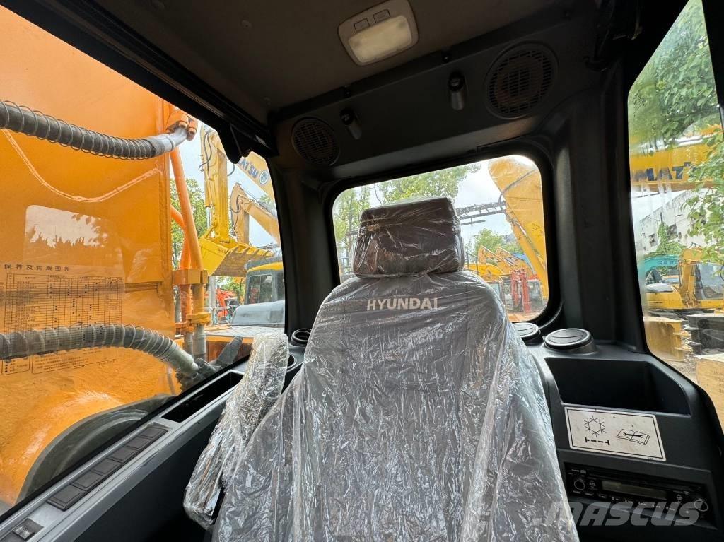 Hyundai 305LC-9T 大型油圧ショベル12t以上（パワーショベル・ユンボ）