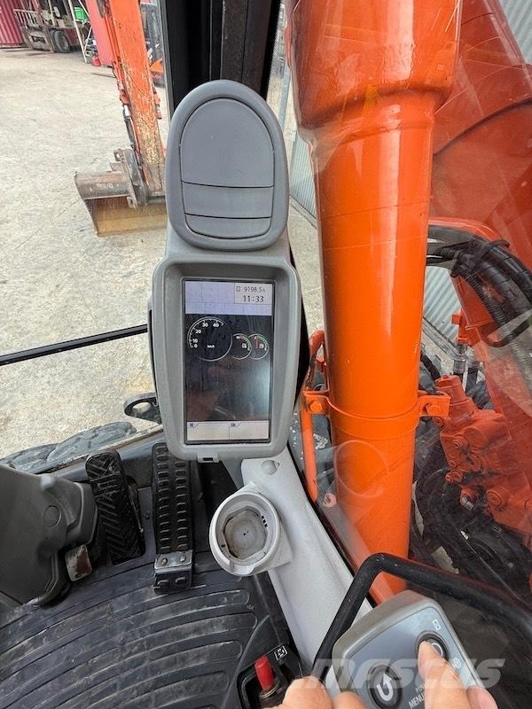 Hitachi ZX 140 W-5 ホイール式油圧ショベル（パワーショベル・ユンボ・バックホー）