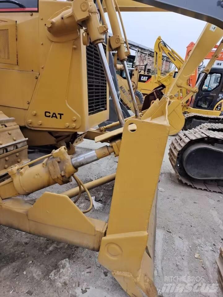 CAT D 6 G ブルドーザー