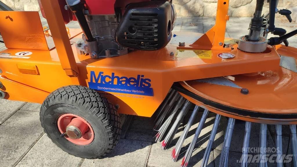 Michaelis KM 12 SV 路面清掃機