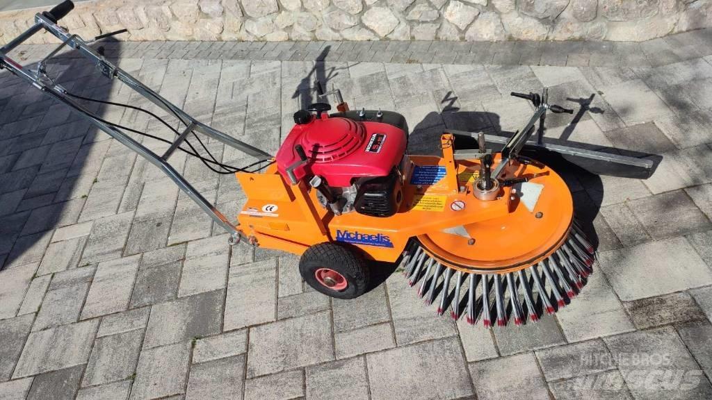 Michaelis KM 12 SV 路面清掃機
