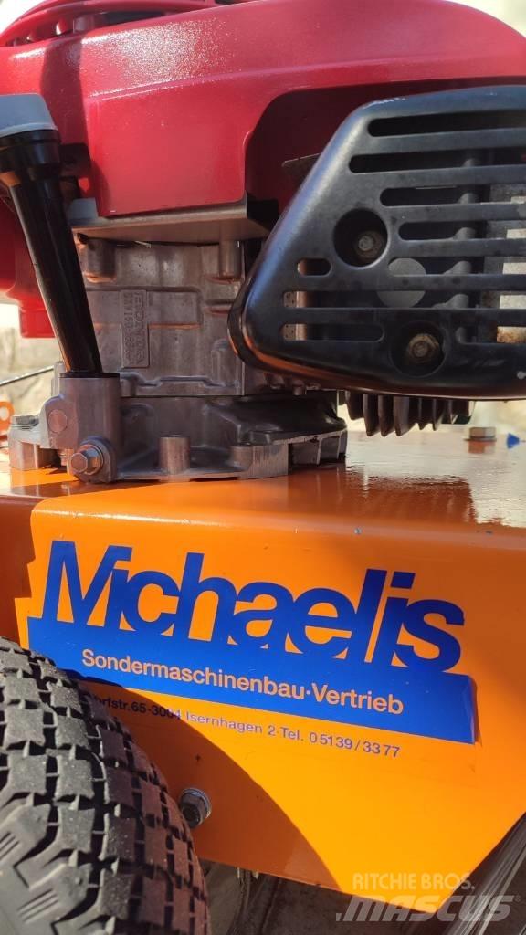 Michaelis KM 12 SV 路面清掃機