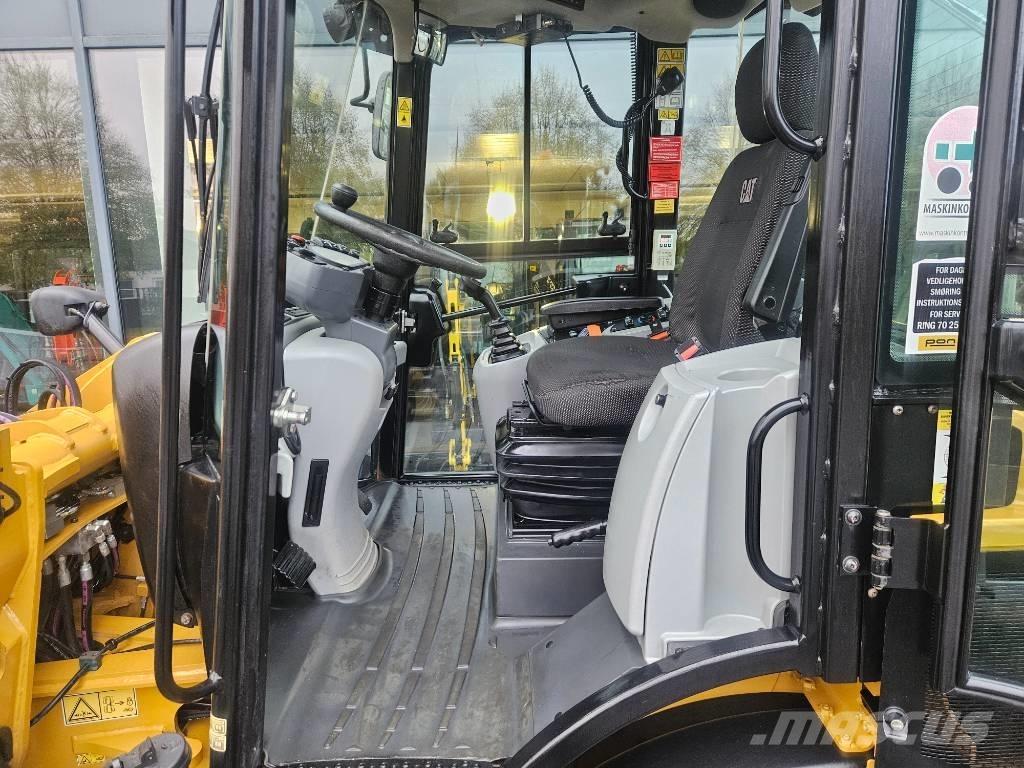 CAT 908m ホイールローダー・タイヤショベル