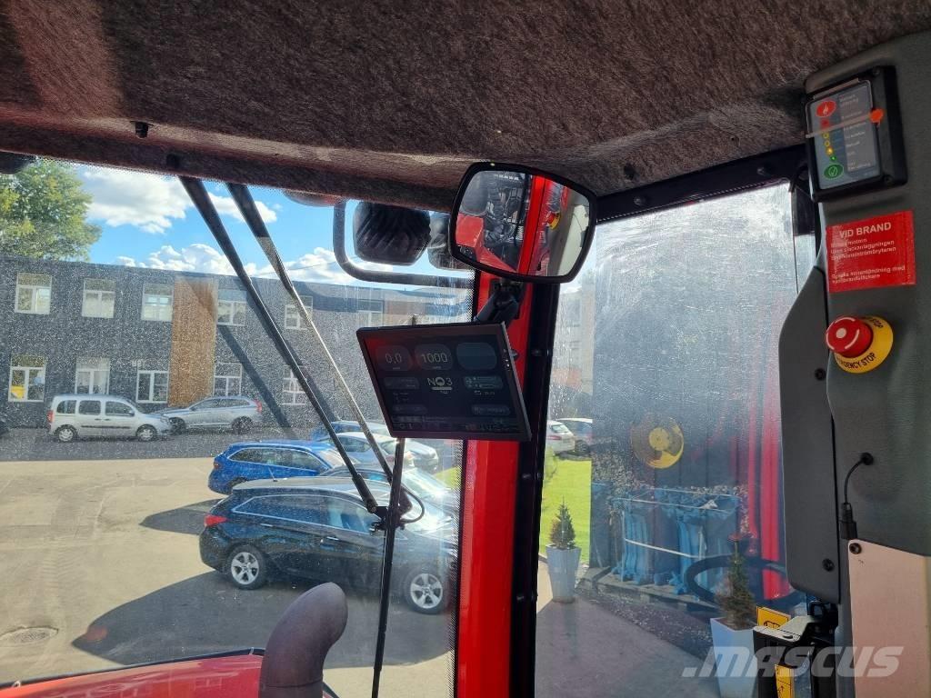 Komatsu 875 フォワーダー