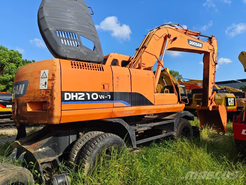 Doosan DH 210 W-7 ホイール式油圧ショベル（パワーショベル・ユンボ・バックホー）