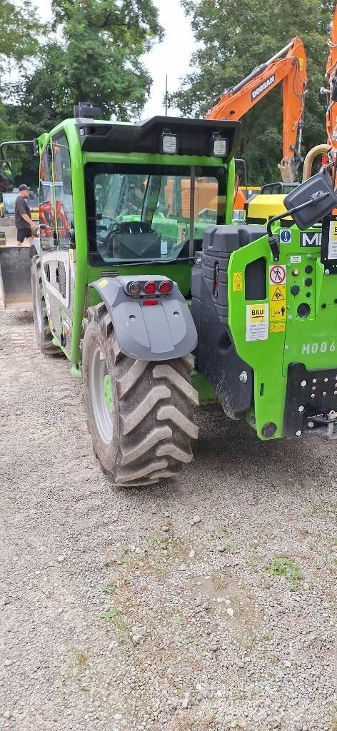 Merlo TF 30.9 テレスコーピックハンドラー