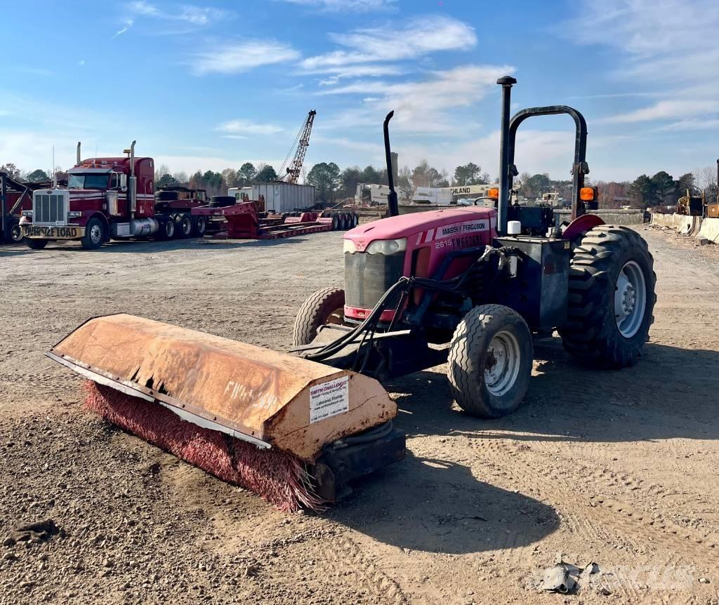 Massey Ferguson 2615 トラクター