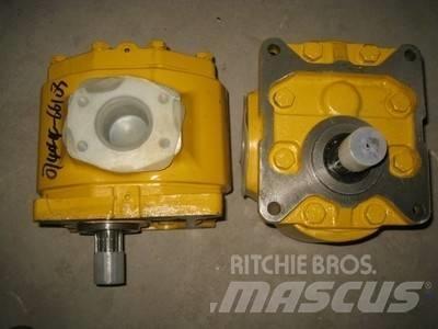 Shantui SD16 トランスミッション