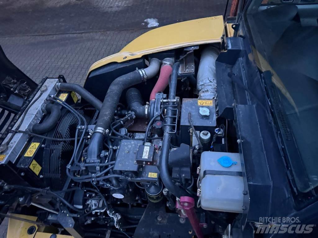 Komatsu HM 300-3 アーティキュレート式ダンプトラック