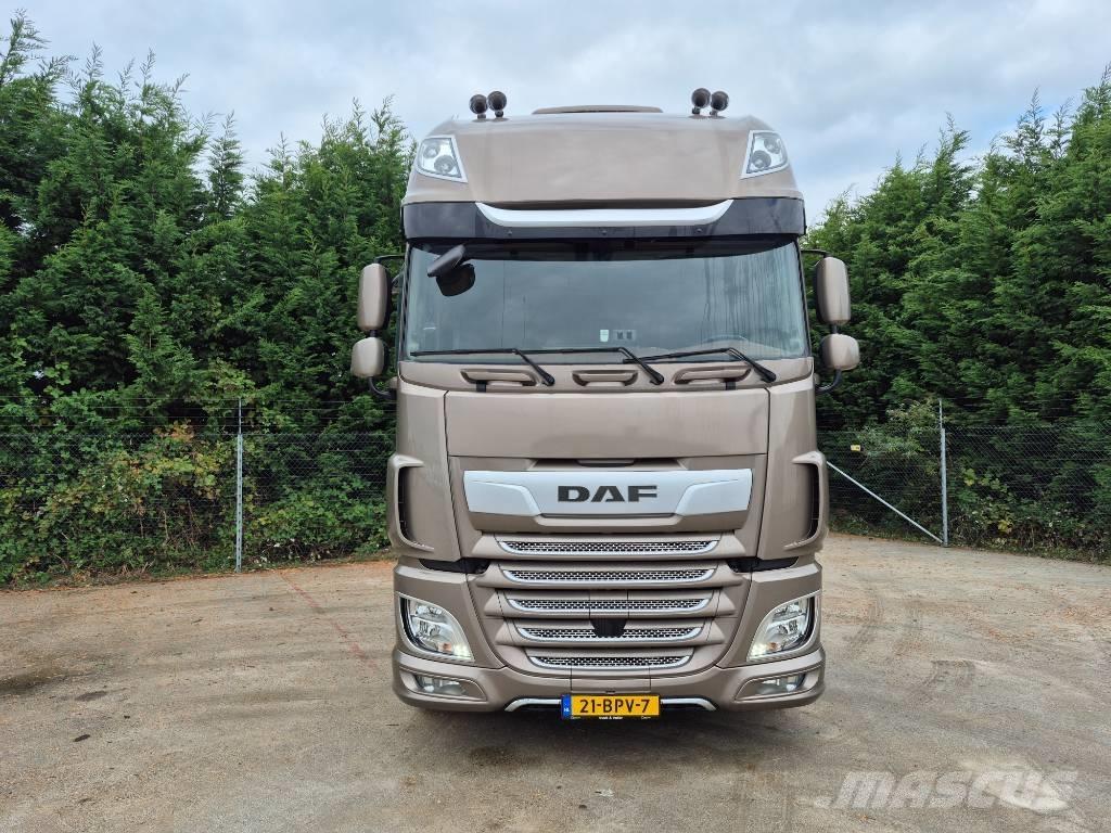 DAF XF 106.530 中古トラクターヘッド | トレーラーヘッド