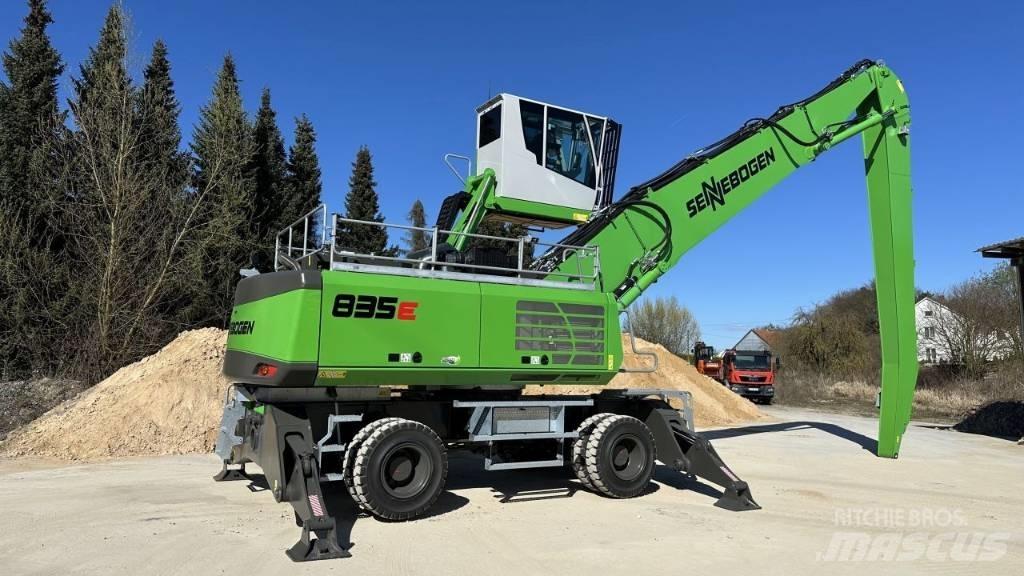 Sennebogen 835 M E 廃棄物／工業産廃処理機