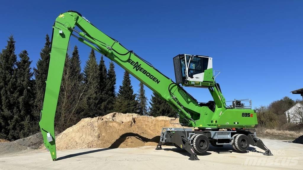 Sennebogen 835 M E 廃棄物／工業産廃処理機