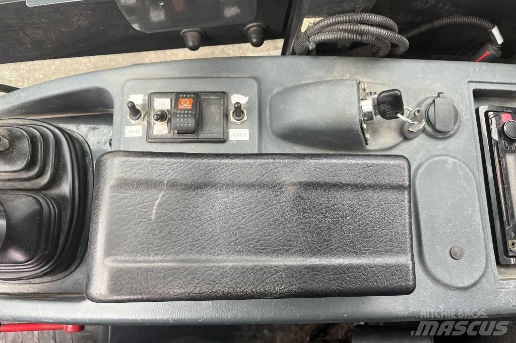 Komatsu WA 80 M ホイールローダー・タイヤショベル