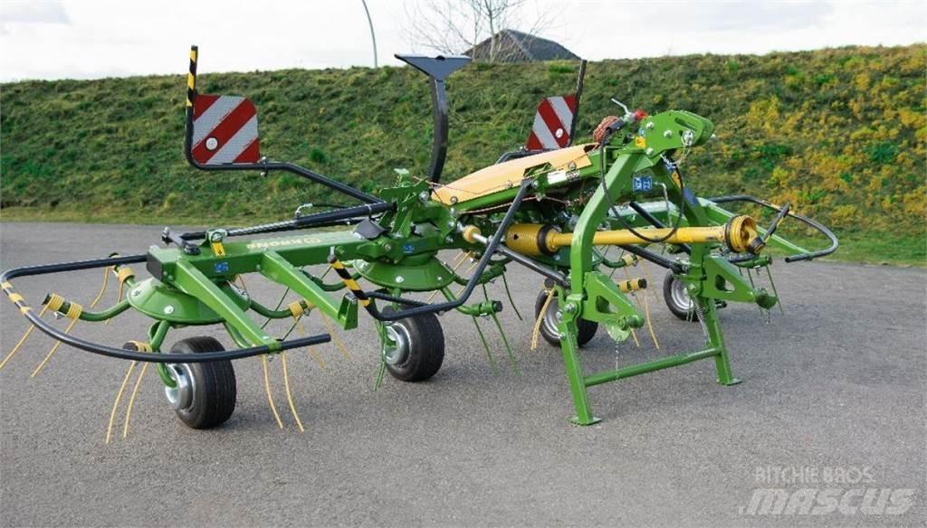 Krone VENDRO 560 テッダー・テッダーレーキ