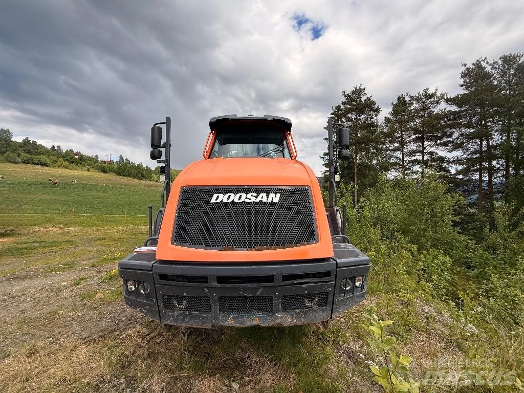Doosan DA 30 アーティキュレート式ダンプトラック