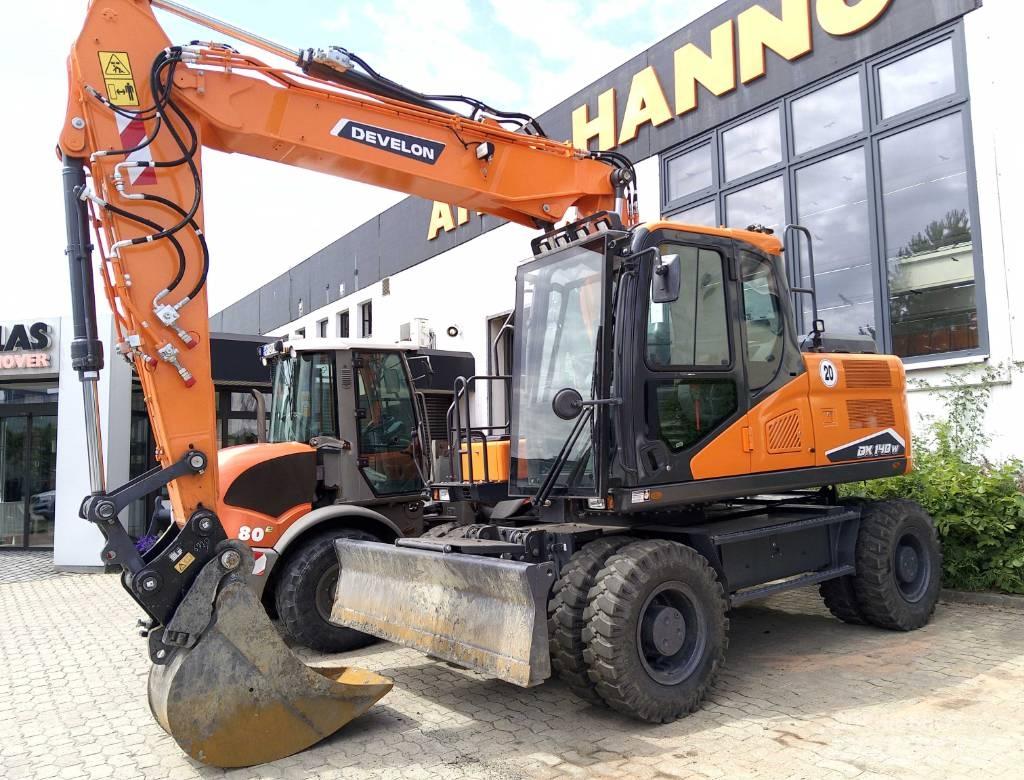 Doosan DX140W-7 ホイール式油圧ショベル（パワーショベル・ユンボ・バックホー）