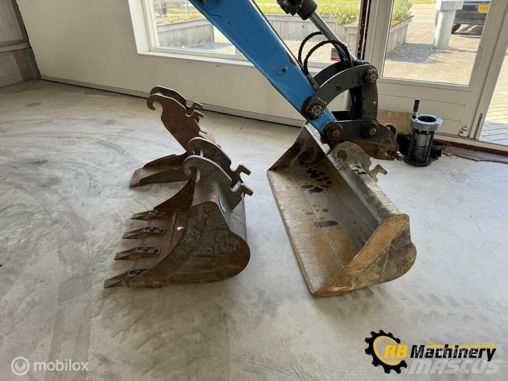 Wacker Neuson EZ38 ミニ油圧ショベル 7t以下（ミニユンボ・ミニディガー）