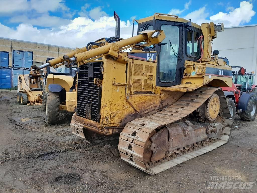 CAT D 6 R III ブルドーザー