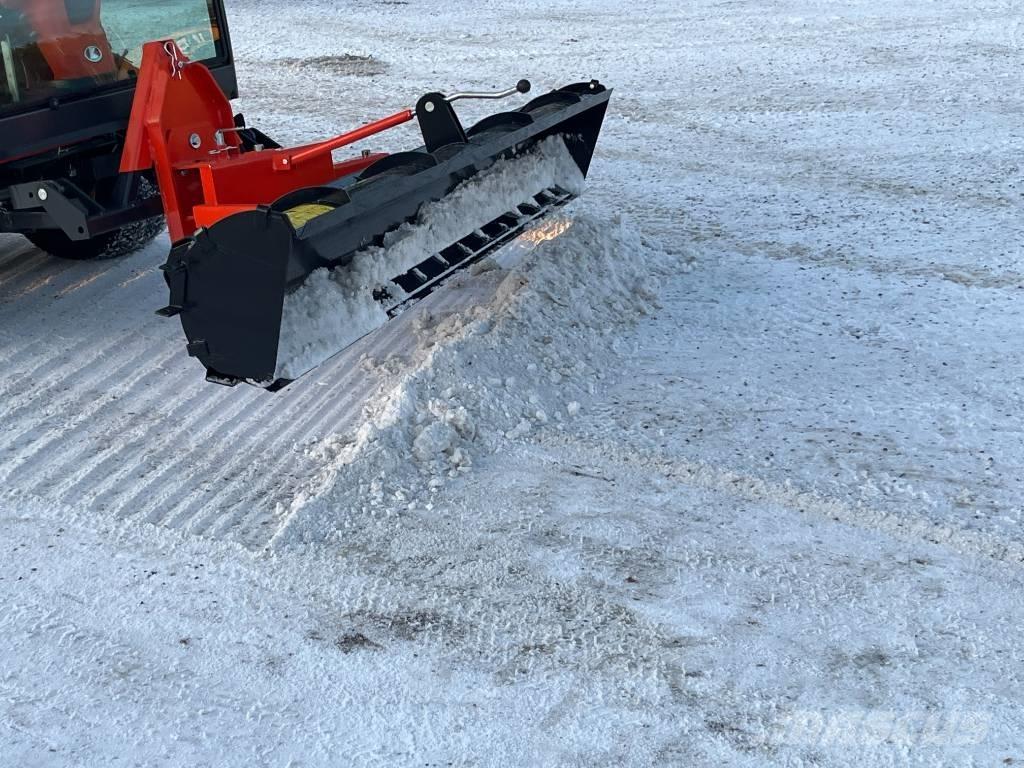 Kova Jääkola JK3000 グランド整備機械-その他