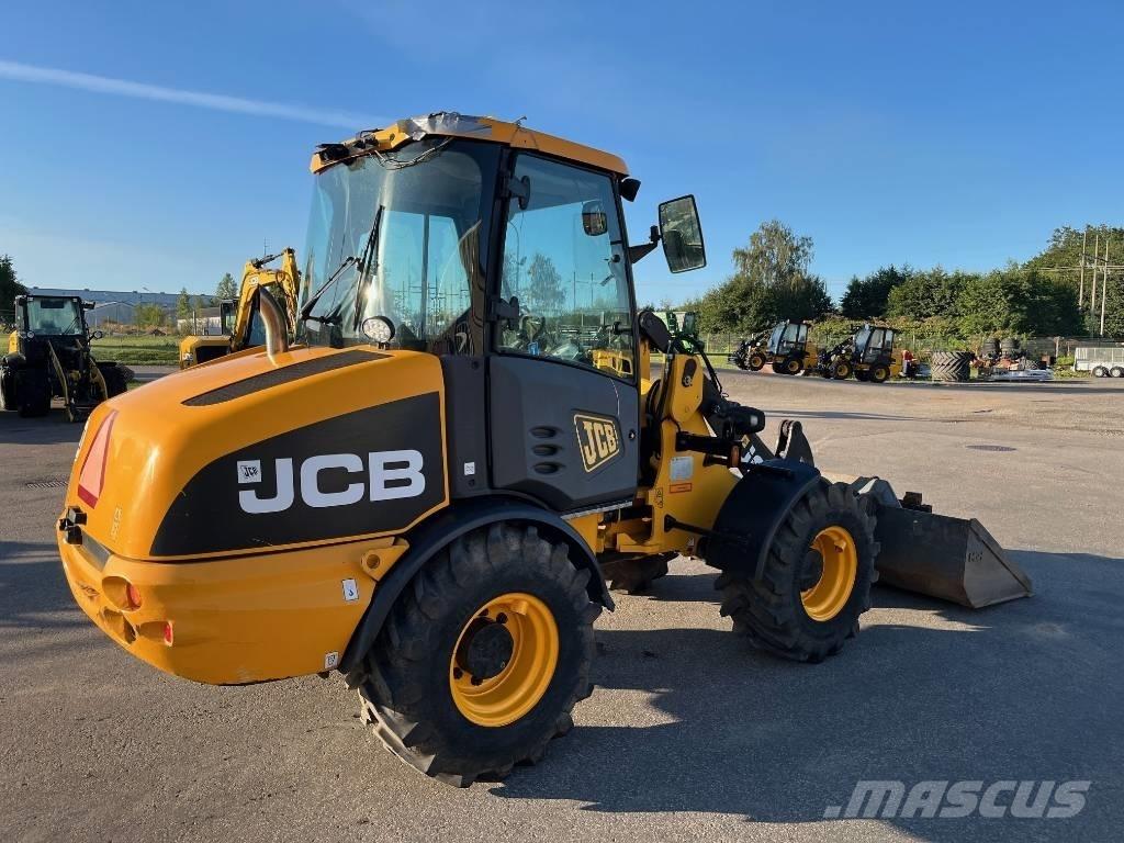 JCB 406 農業用テレハンドラー