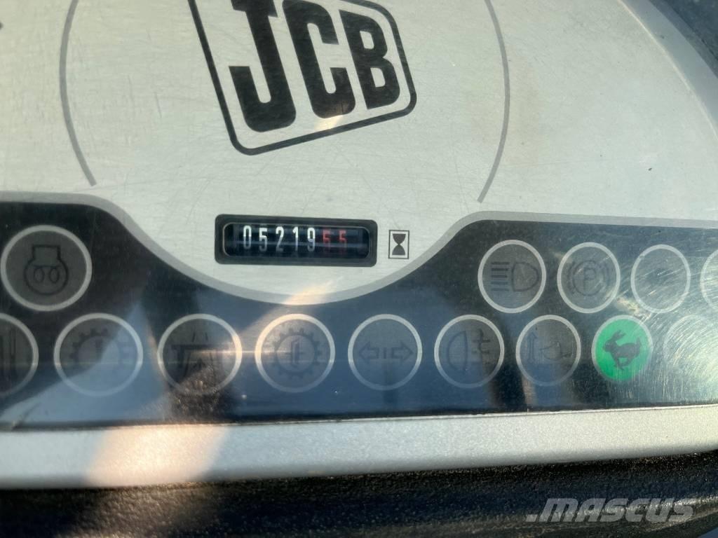 JCB 406 農業用テレハンドラー