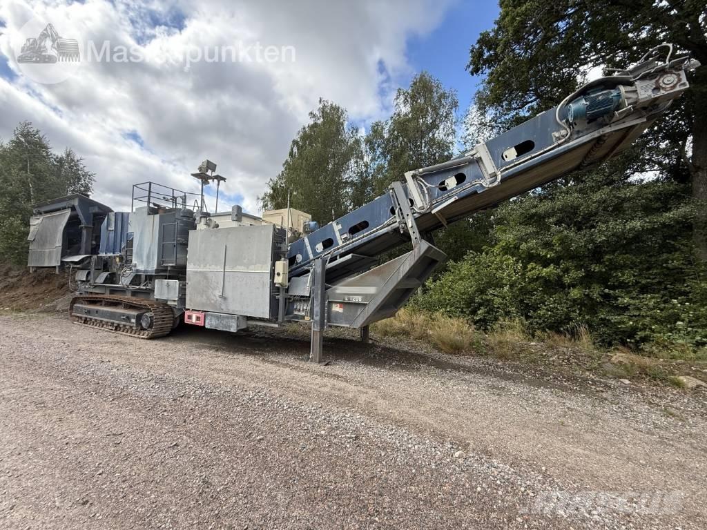 Sandvik CJ 412 自走式クラッシャー