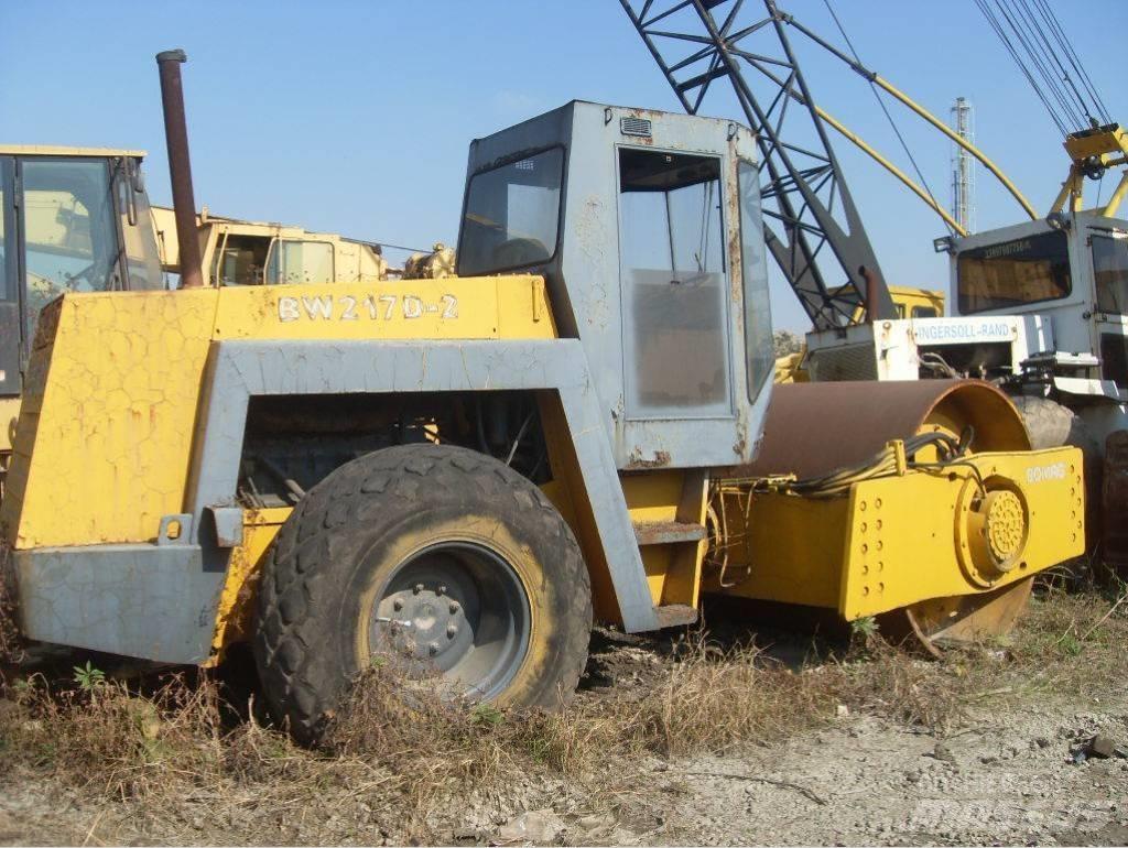 Bomag 217 D 振動ローラ