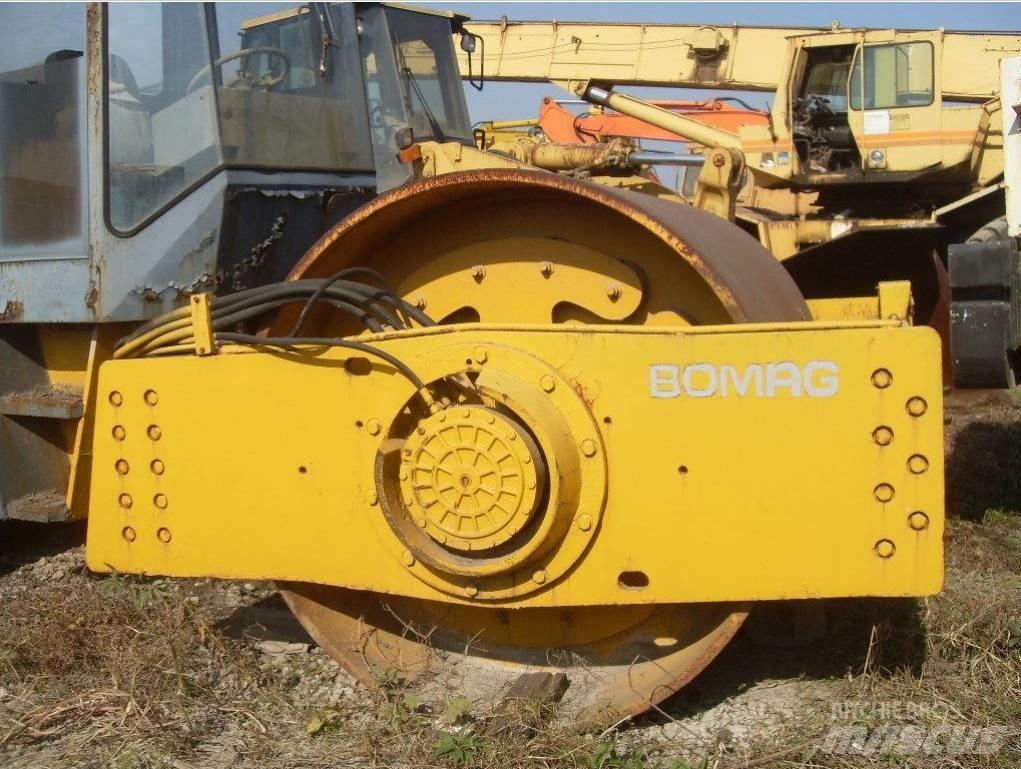 Bomag 217 D 振動ローラ