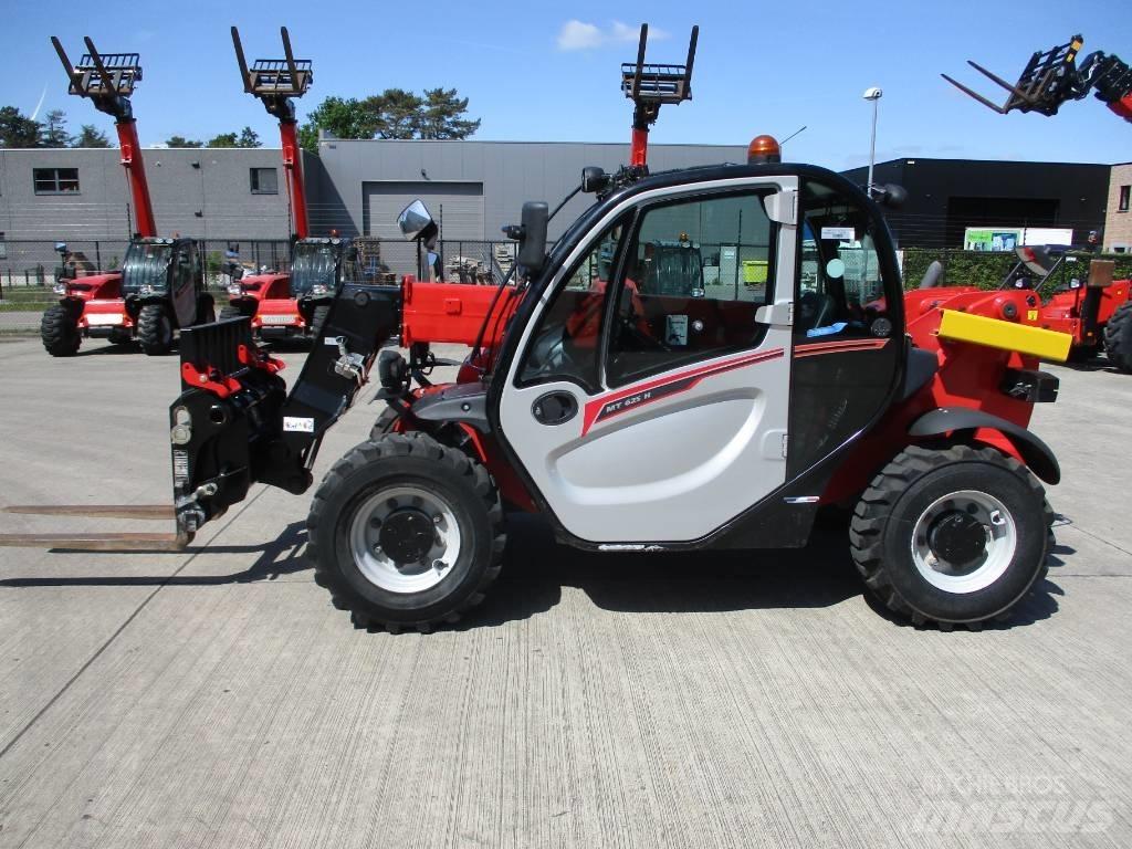 Manitou MT 625 (631) テレスコーピックハンドラー