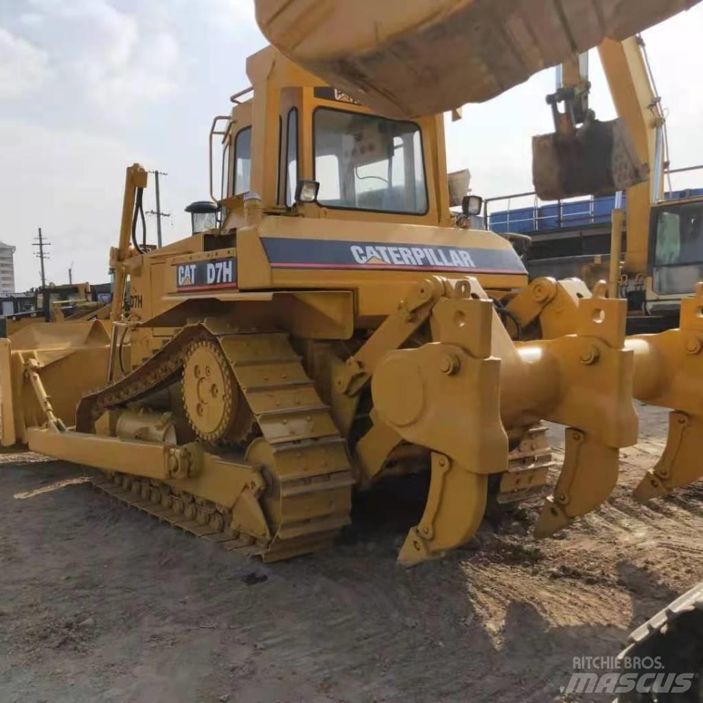 CAT D7H ブルドーザー