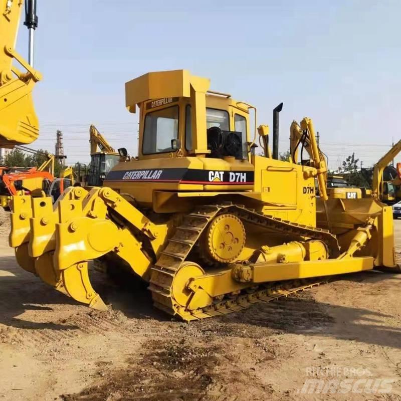 CAT D7H ブルドーザー