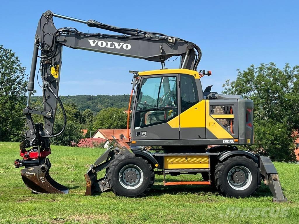 Volvo EWR 170 E ホイール式油圧ショベル（パワーショベル・ユンボ・バックホー）