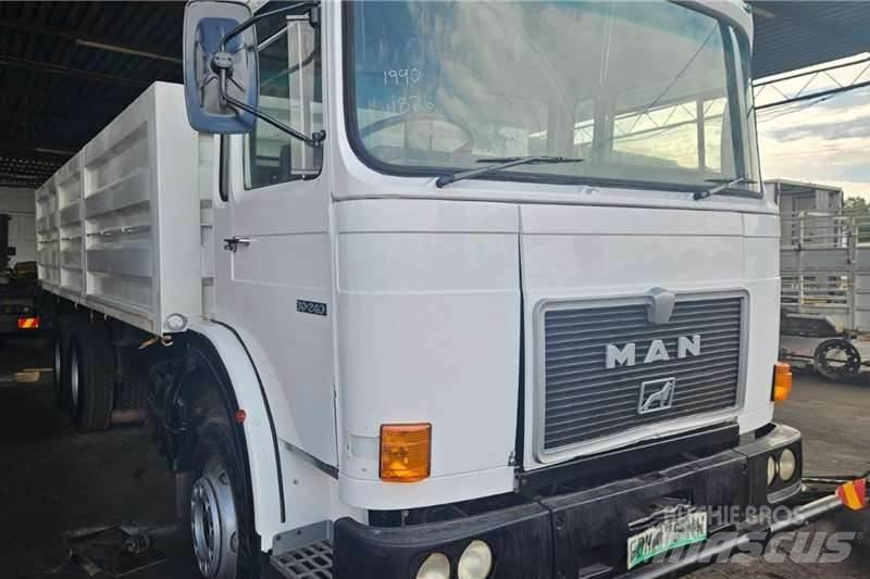 MAN 30-240 その他トラック