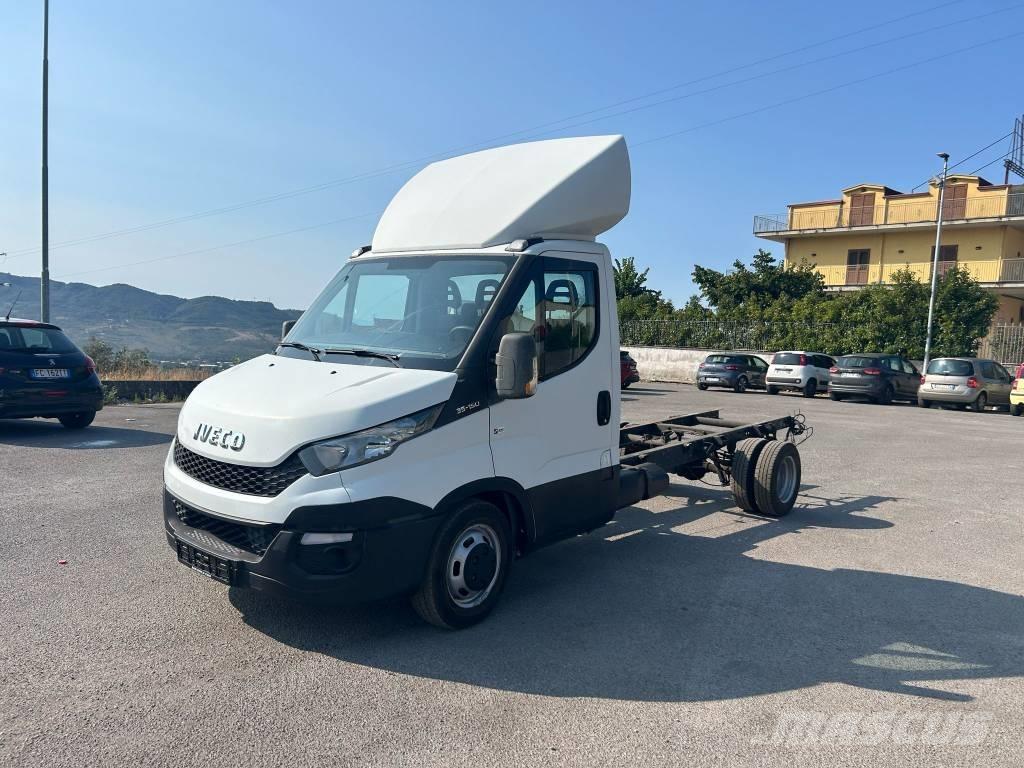 Iveco Daily 35-150 車両運搬車、キャリアカー