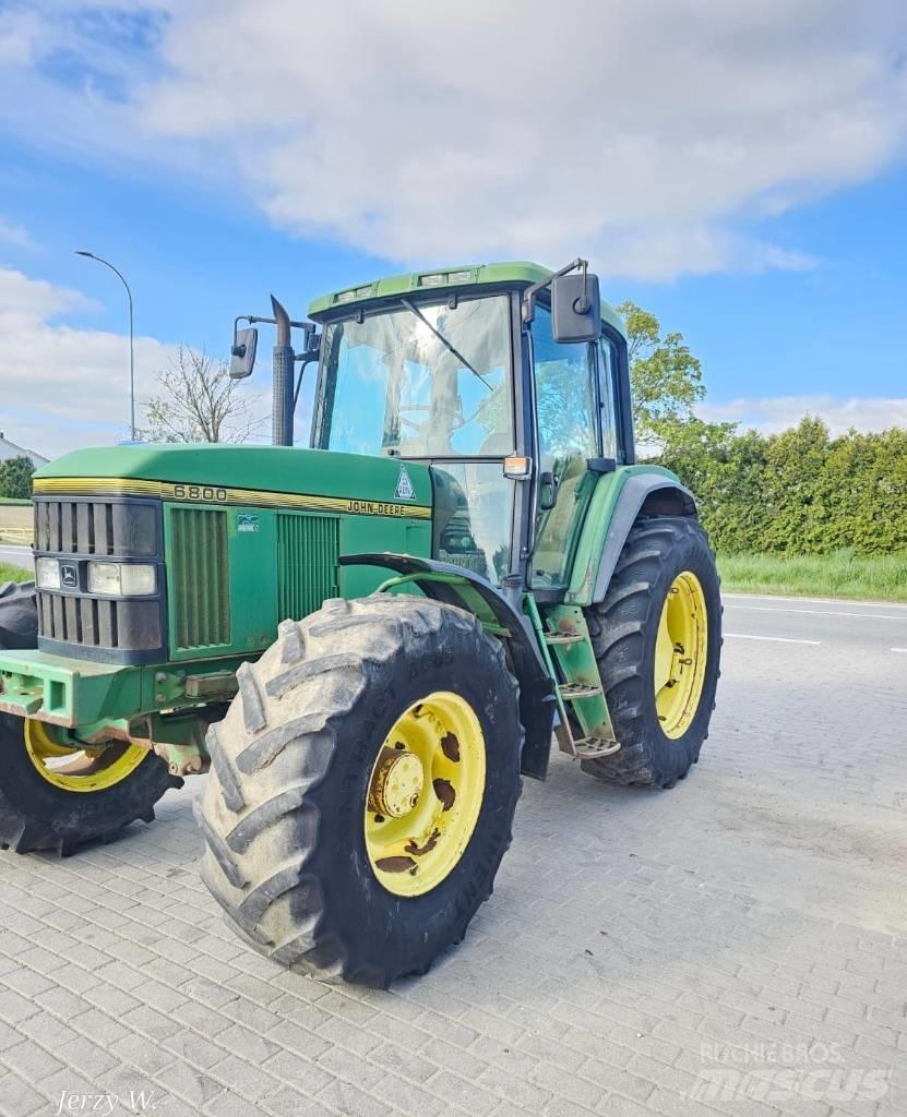 John Deere 6800 トラクター