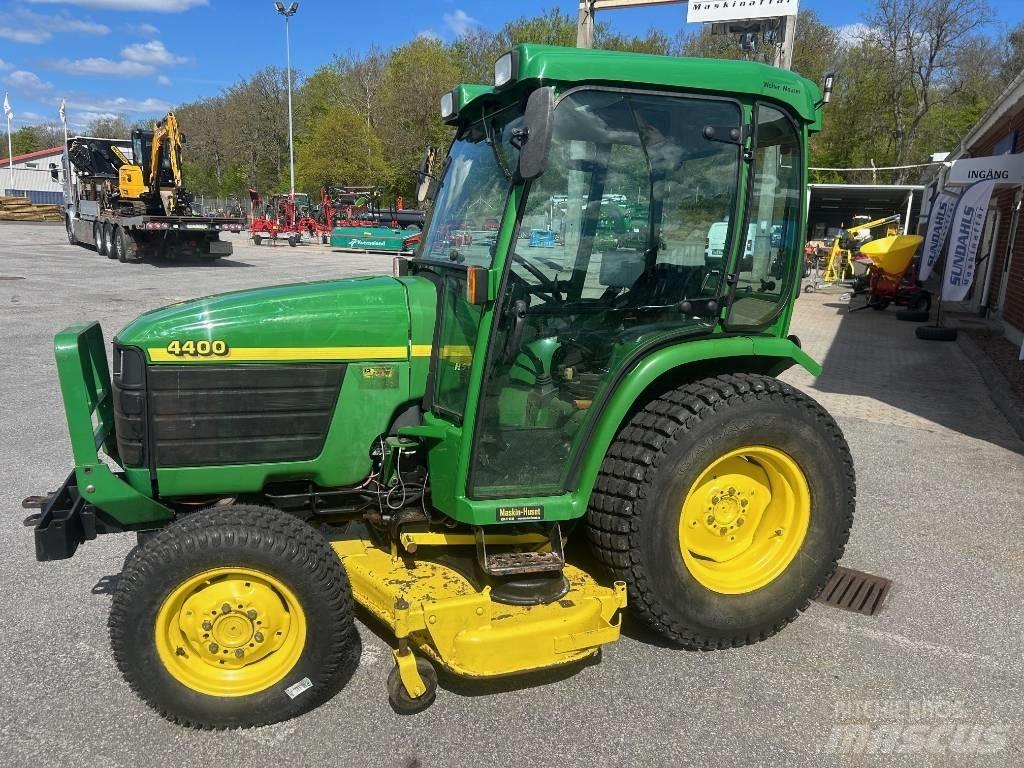 John Deere 4400 コンパクトトラクター