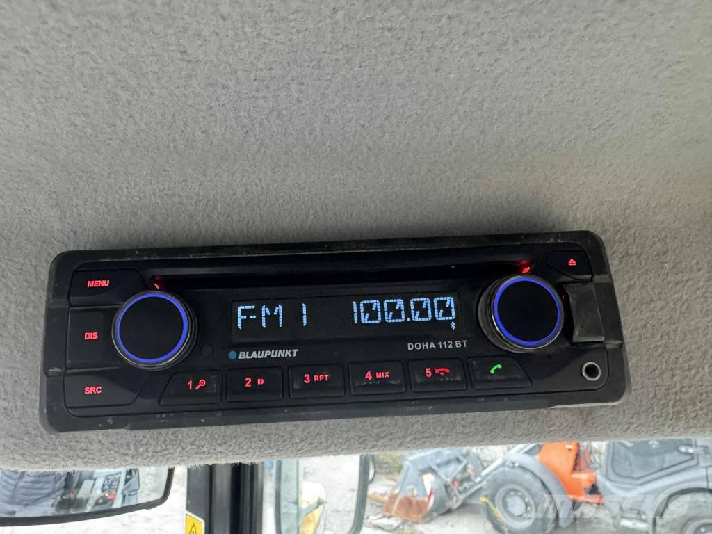 CAT 907 M ホイールローダー・タイヤショベル