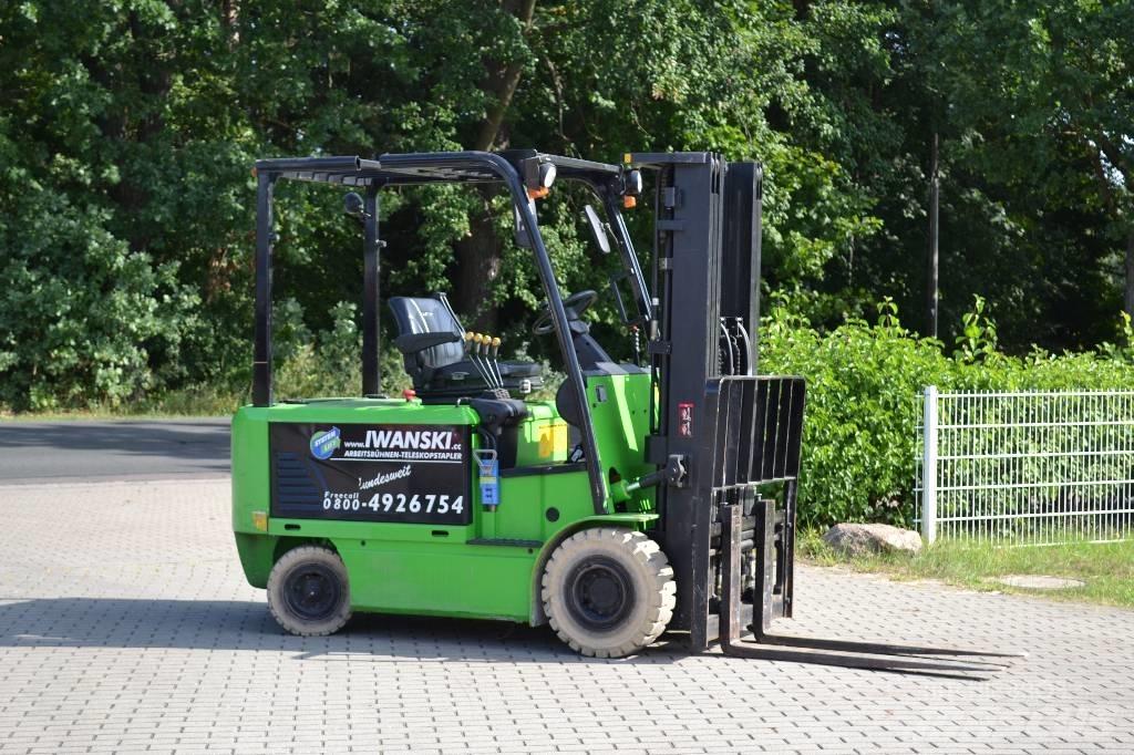 Hyundai 32 B-7 バッテリーフォークリフト