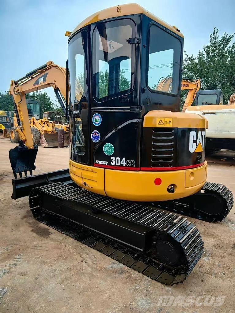 CAT 304 CR ミニ油圧ショベル 7t以下（ミニユンボ・ミニディガー）