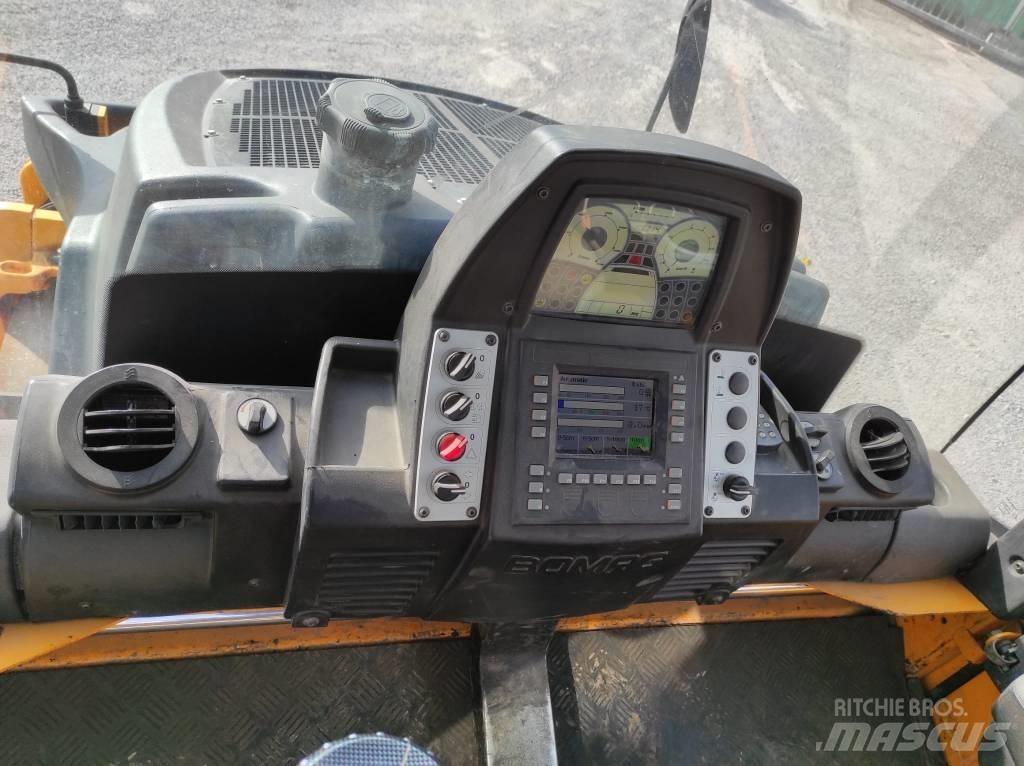 Bomag BW 174 A P タンデムローラ