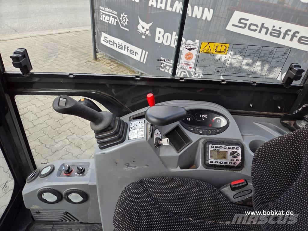 Bobcat E 19 ミニ油圧ショベル 7t以下（ミニユンボ・ミニディガー）