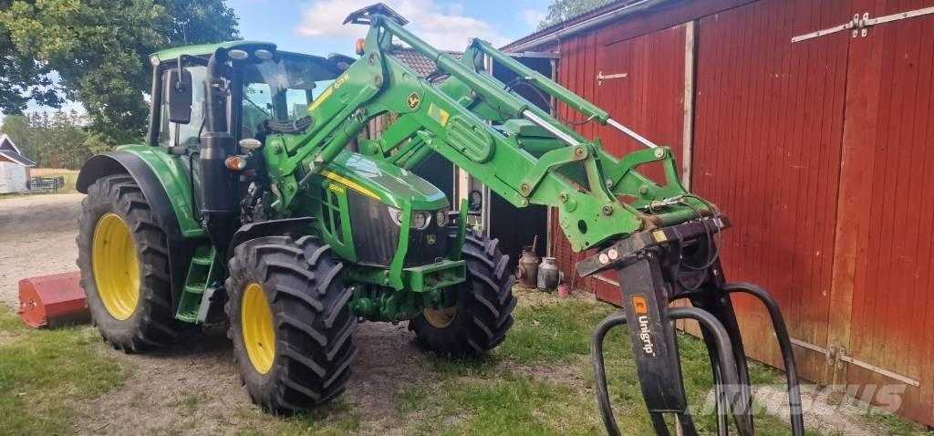 John Deere 6120 M トラクター