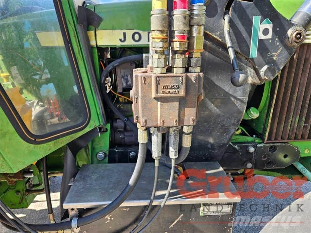 John Deere 2130 S トラクター