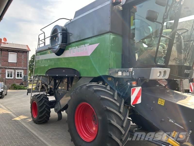 Fendt 5225 E コンバイン