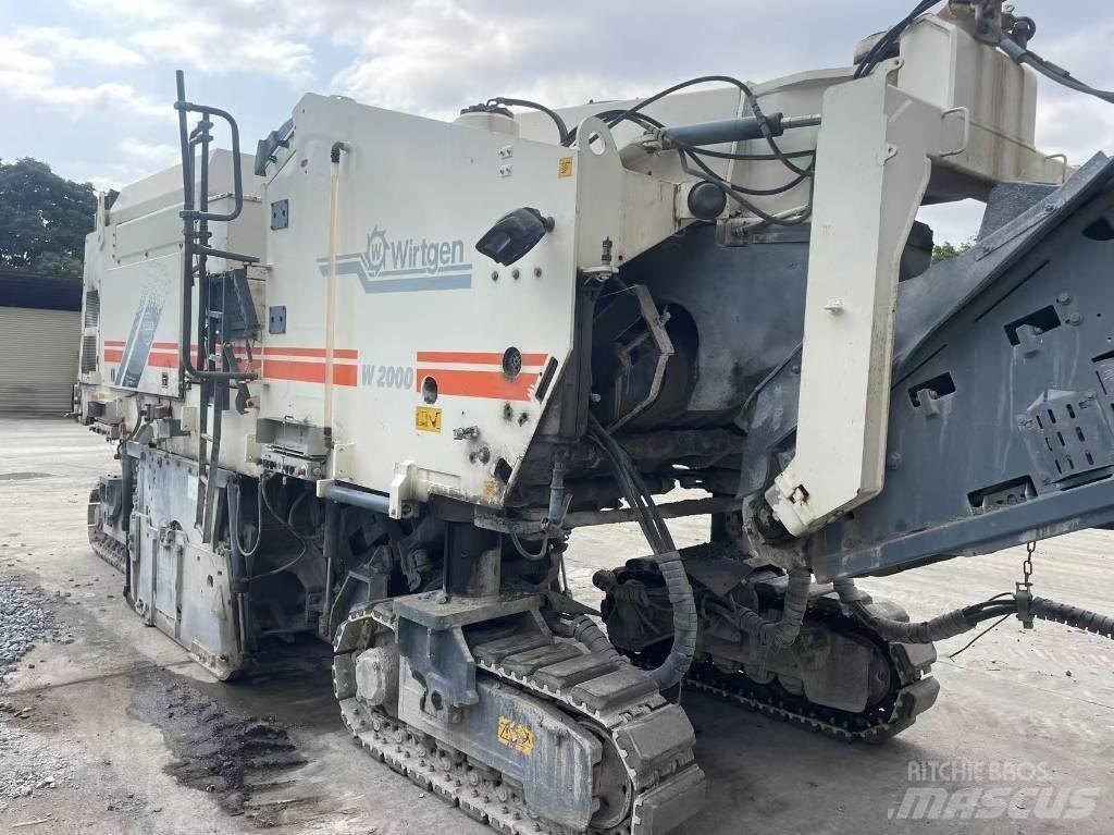Wirtgen W2000 アスファルトコールドミリングマシーン