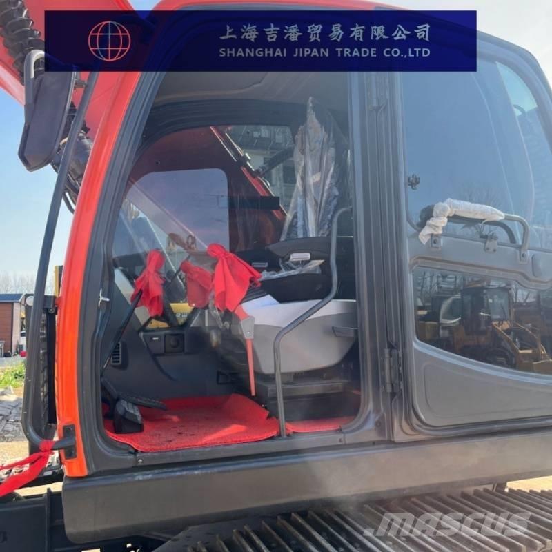 Doosan DX 225 大型油圧ショベル12t以上（パワーショベル・ユンボ）