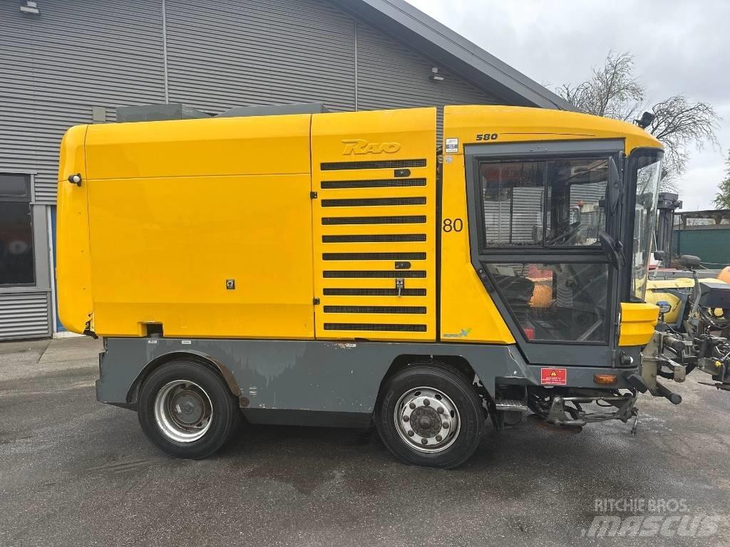Ravo 580STH 路面清掃機