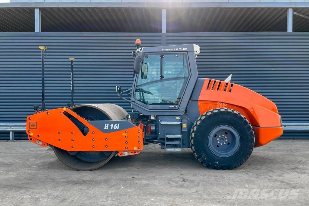Hamm H 16I 振動ローラ