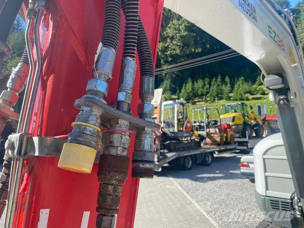 Wacker Neuson EZ 38 ミニ油圧ショベル 7t以下（ミニユンボ・ミニディガー）