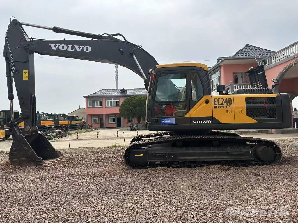 Volvo EC 240 大型油圧ショベル12t以上（パワーショベル・ユンボ）